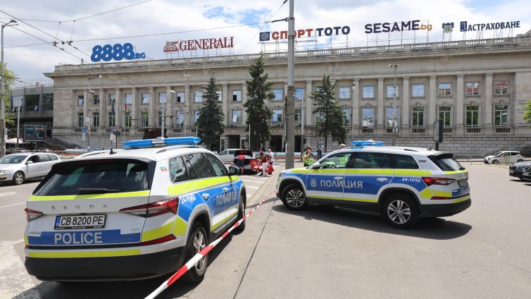 Променят движението около стадион "Васил Левски" заради концерта на Guns N&rsquo; Roses