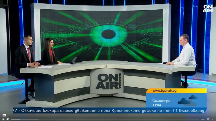 Колко часа на ден децата прекарват пред екраните?