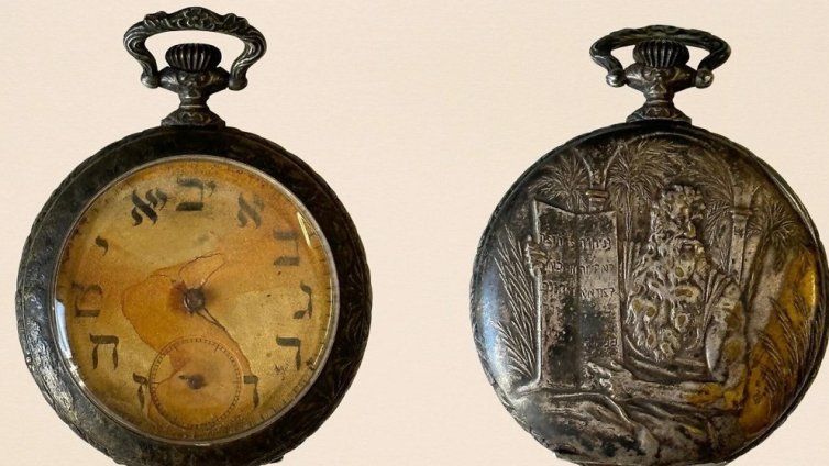 Продават джобен часовник на пътник от "Титаник"