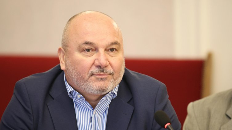 Дацов: На ръба сме на прегряване на икономиката