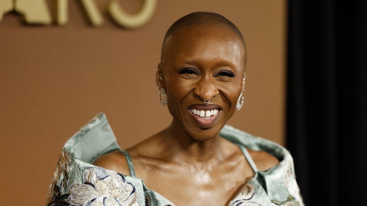 Синтия Ериво е първата тъмнокожа актриса с две номинации за „Златен глобус“ в мюзикъл/комедия