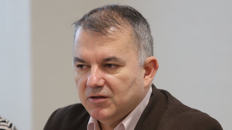 Николов за справедливата цена: Пазарът я определя, а не чиновниците