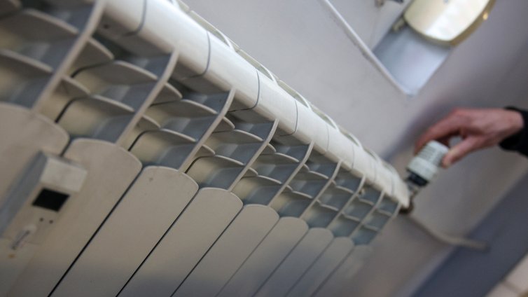 Пускат парното в София поетапно от утре, 4 ноември