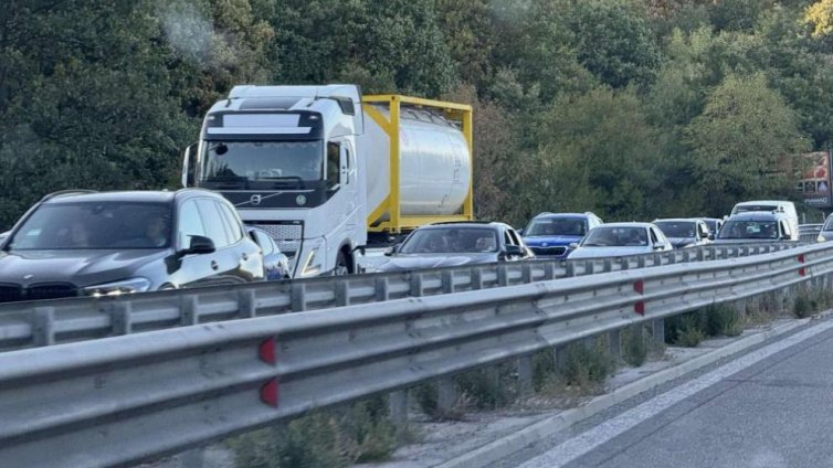 Затварят ленти на АМ „Тракия“ заради ремонт