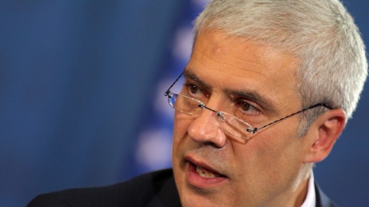 Тадич: Сърбия няма да бъде плячка за престъпниците