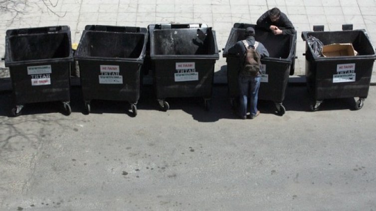 Всеки трети българин &ndash; беден