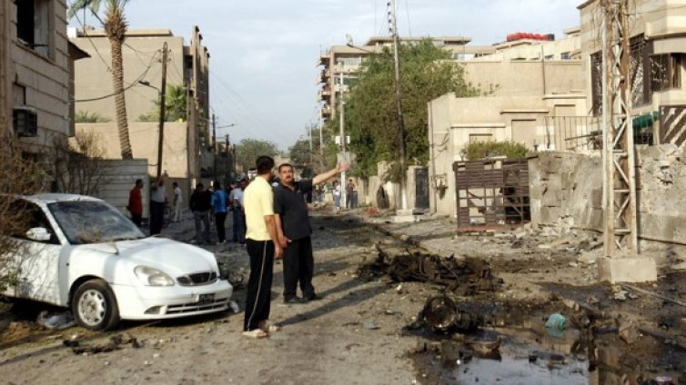 30 убити при серия експлозии в Багдад