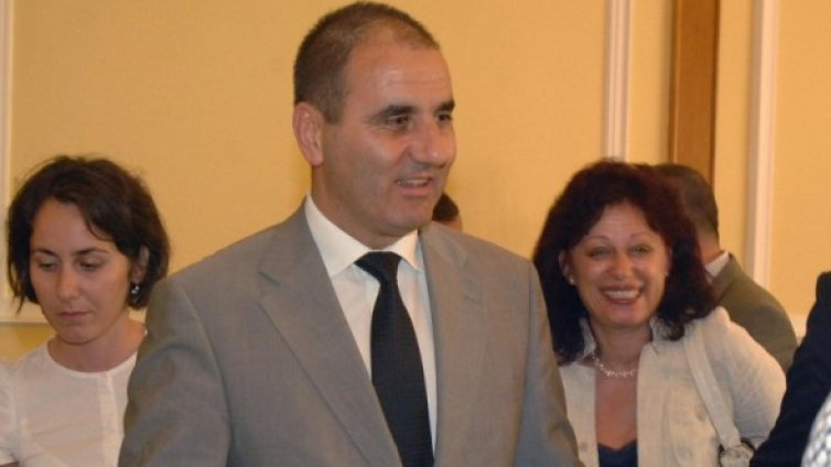 Цветанов обеща да няма масова миграция на роми