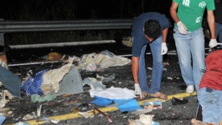 Автобус рухна в пропаст в Перу