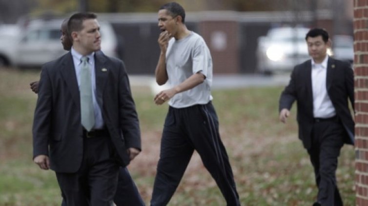 Фатален мач за Обама, шият му устата