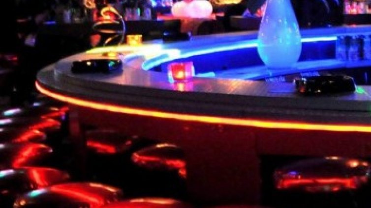 И пиано баровете на мушката на данъчните