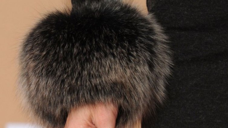 Внимание! Отровна кожа на пазара