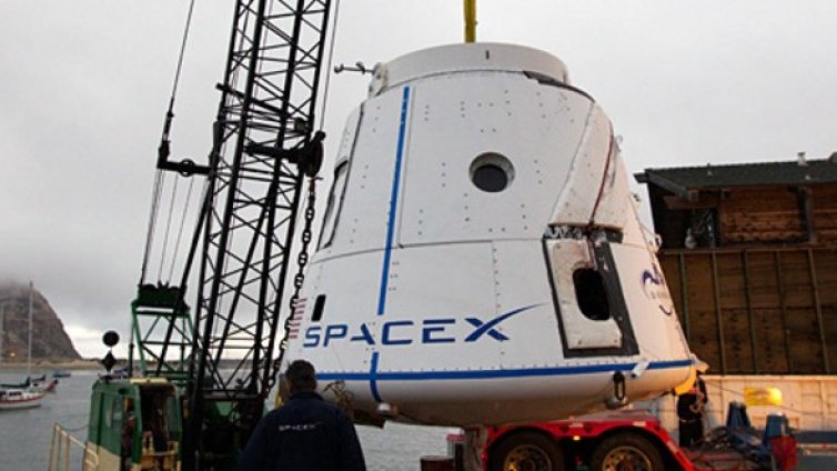 Безпилотният Dragon с успешен първи полет