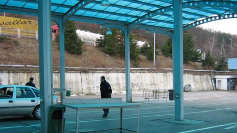 Не тръгвайте на път през идните дни, съветват от Пътна полиция