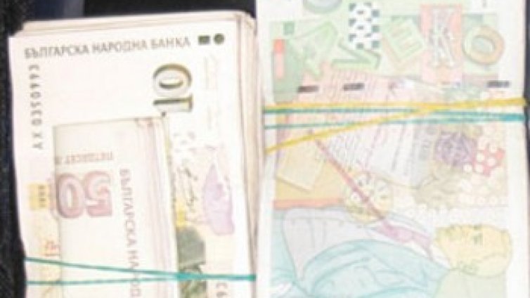  50 бона в пликове иззети от здравната каса в Ловеч