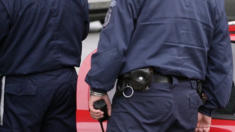 Хванаха двама 18-годишни заради побой в Плевен