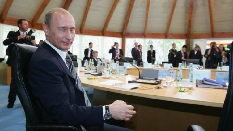 Путин тръгва срещу платения софтуер