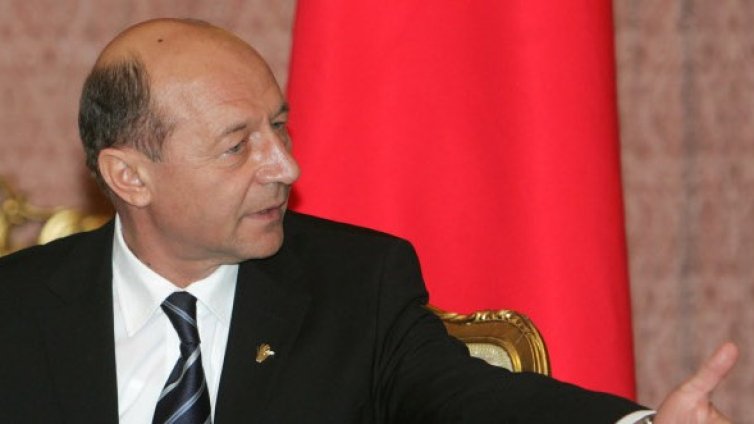 Бъсеску пое отговорност за провала с Шенген