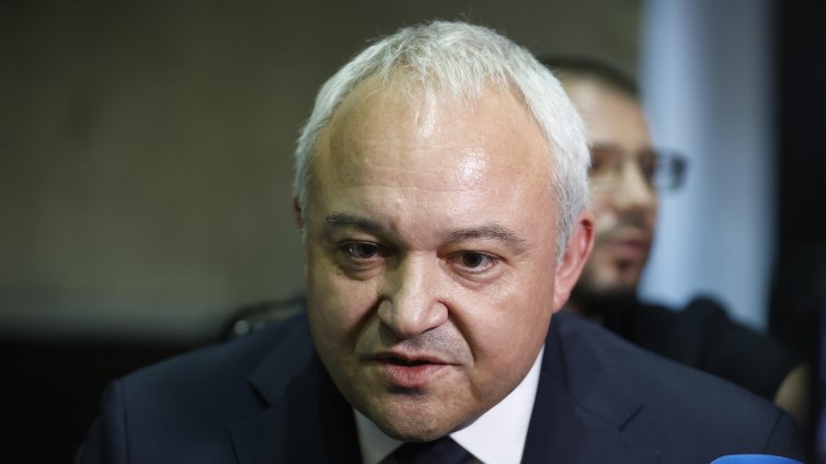 Демерджиев отрича твърденията на ДПС: Нямам къща в Гърция