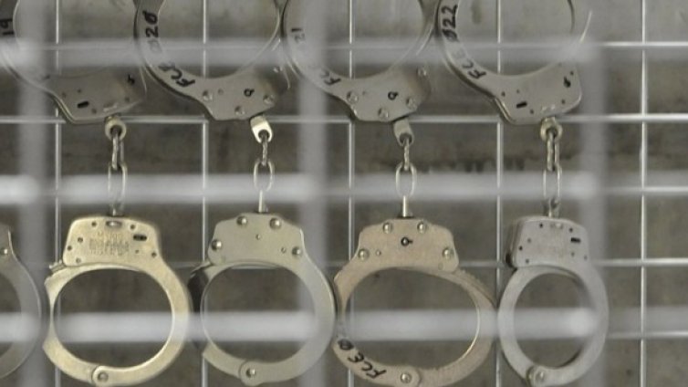 Закопчаха бизнес дама, инсценирала си престъпления