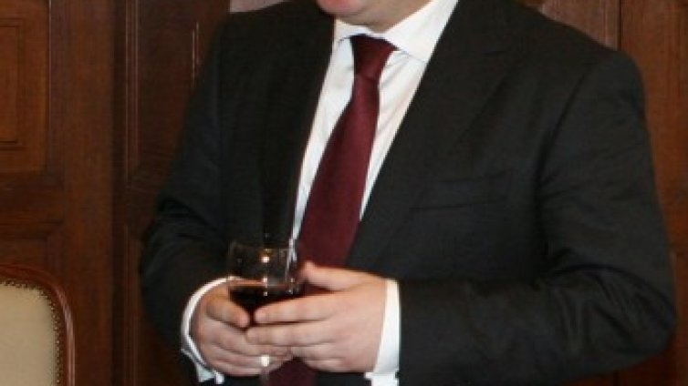 Японци напират за наши пилета и вино