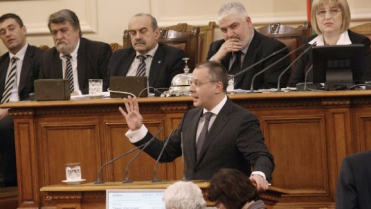 Станишев: Не изпитвам злорадство, но Борисов да си ходи!