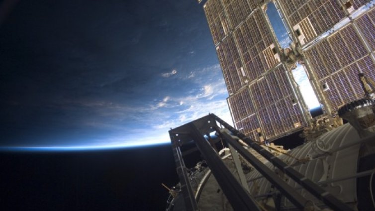 Япония строи първата орбитална електростанция до 2025 г.