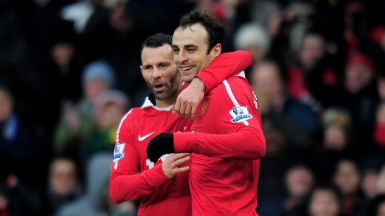 Бербатов носи Юнайтед на гърба си, смята Анчелоти