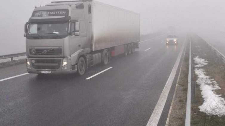 Пътищата в страната са проходими при зимни условия