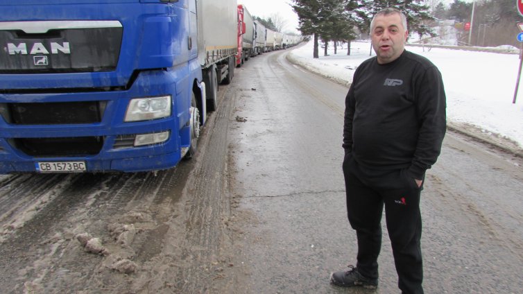 "Шенген, Менген &ndash; йок Шенген!", на границата в Русе пак е хаос