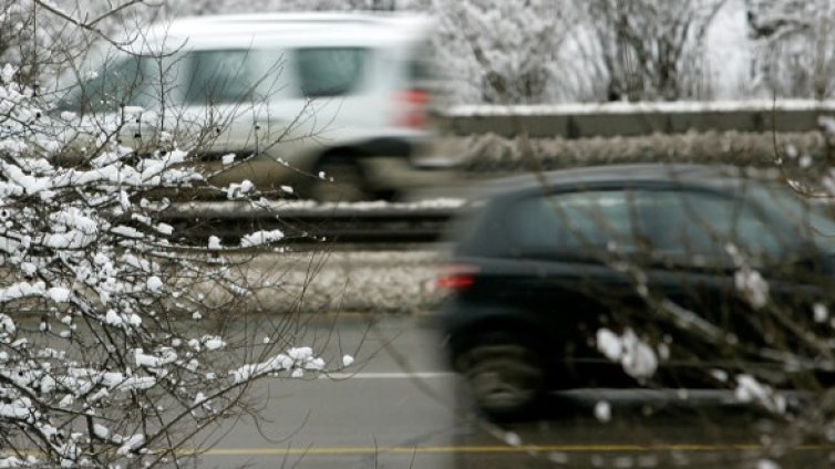 Пътищата в страната са проходими при зимни условия