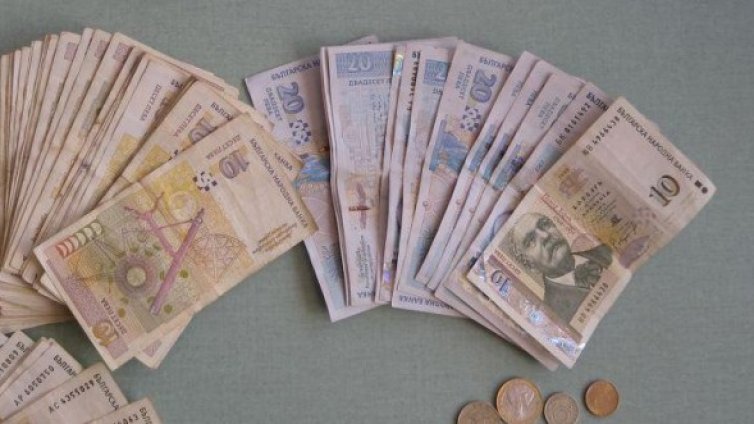Бургазлийка "олекна" с 4 бона
