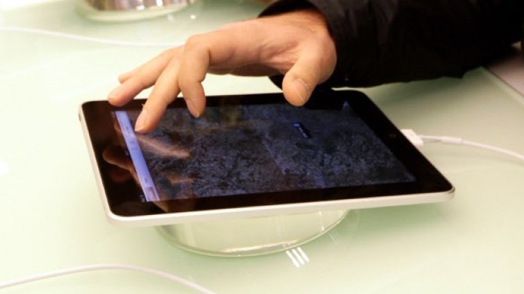 Депутатските iPad-и борят обезлесяването