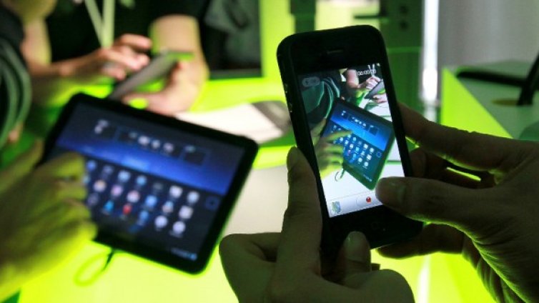 32% от българите не си ползват GSM-ите в чужбина