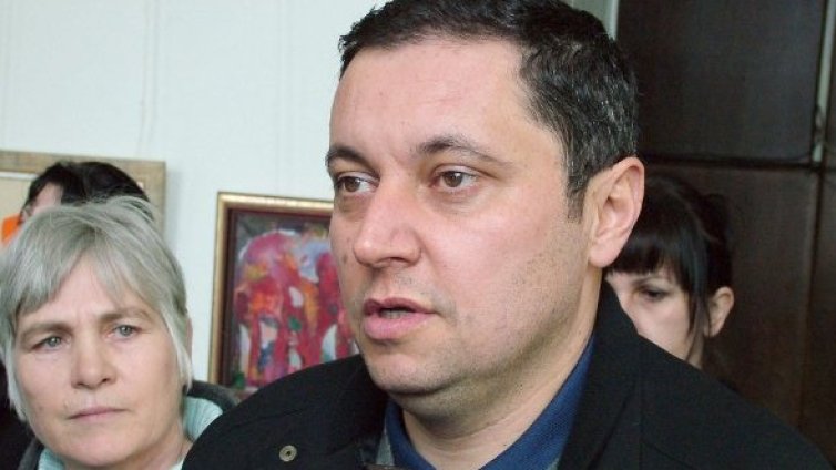 Янев зове: Борисов, дай си оставката при президента!