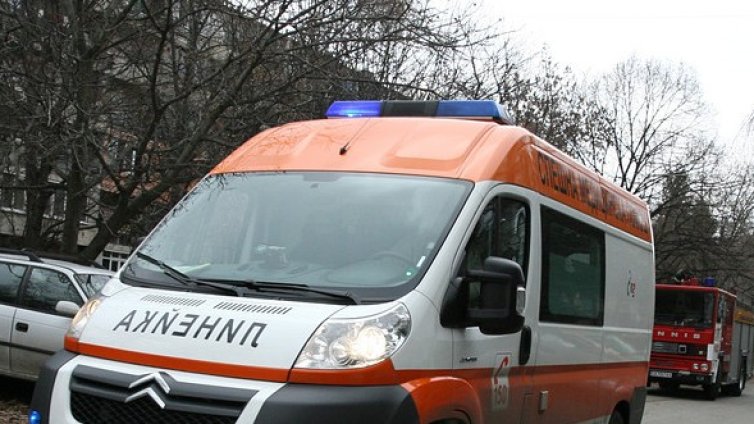 14-годишен се прави на шофьор и катастрофира