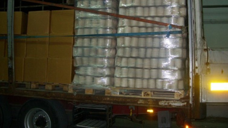 Акция "Контрабанда" разби мрежа за нелегален внос на цигари