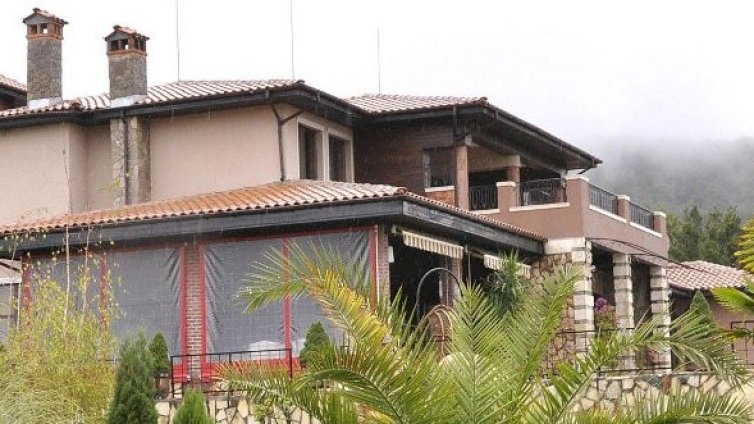 190 тузарски къщи обитавани незаконно под Витоша