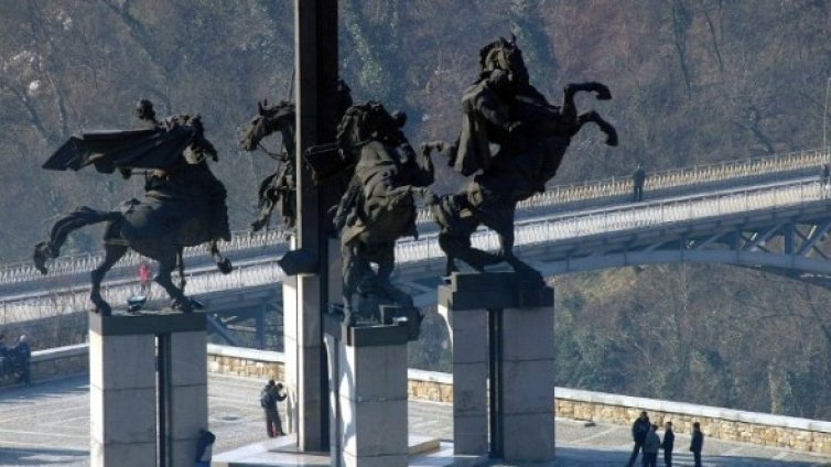 Вдигат цената на билетчето във Велико Търново