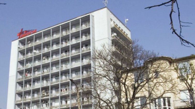 Трима в Пирогов след пожар в "Дружба"