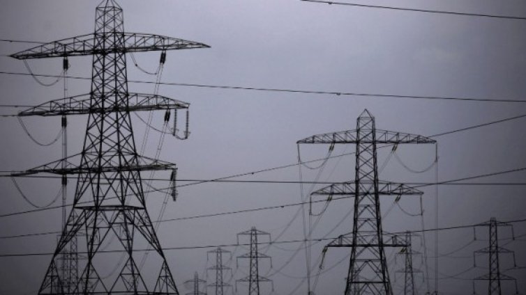 Мъж пламна в трафопост в Младост, крадял ток