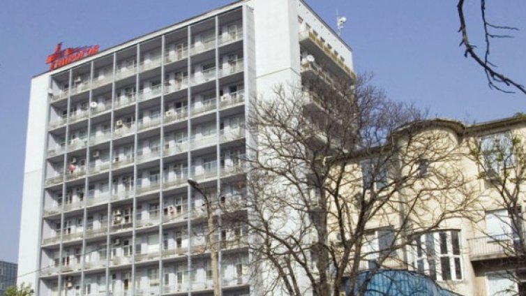 Отровена с метанол бере душа в "Пирогов"