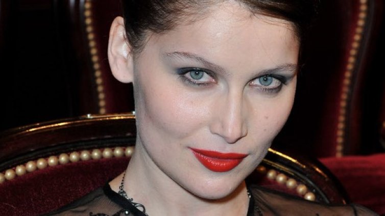 Ваят нов бюст на Мариана