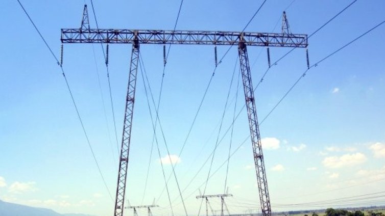Обещават токът да не поскъпва с над 5% от юли