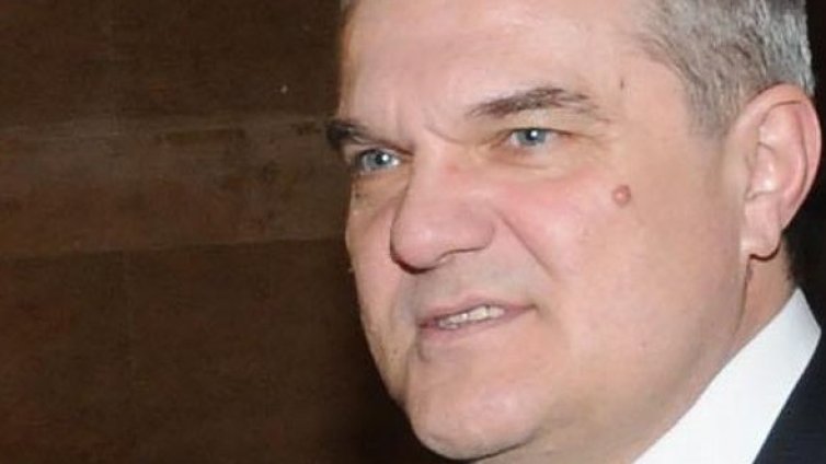 Трайчо трябваше да си трае, изцепи се Румен Петков