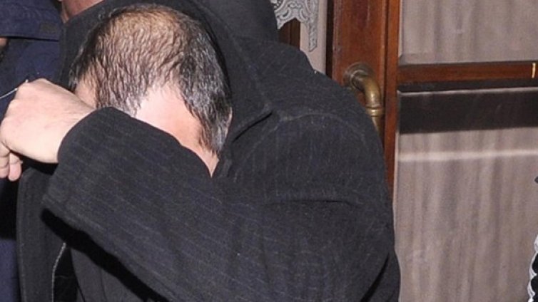 Обвиненият в изнасилване баща от Смолян отново в ареста