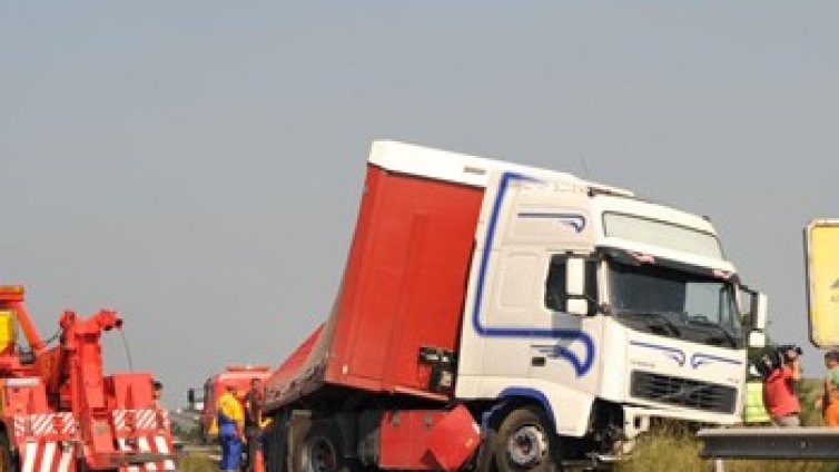 15 тежки катастрофи са станали през последното денонощие