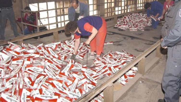 Украинци спряха контрабанди цигари за България