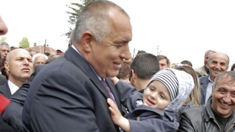 Сега не е време за избори, а за магистрали!