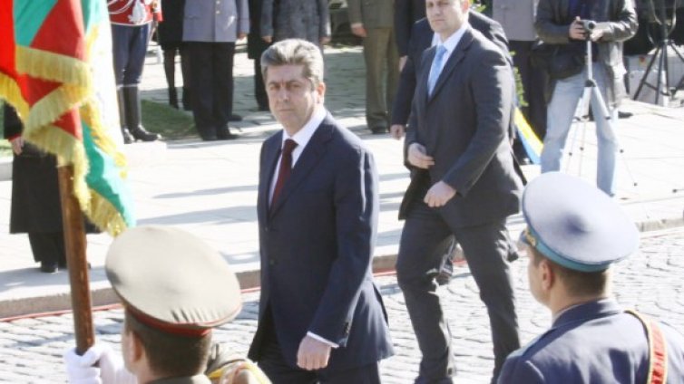 Първанов се удиви от датата за президентския вот